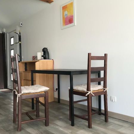 Bassens  Joli Studio Au Calme 아파트 외부 사진